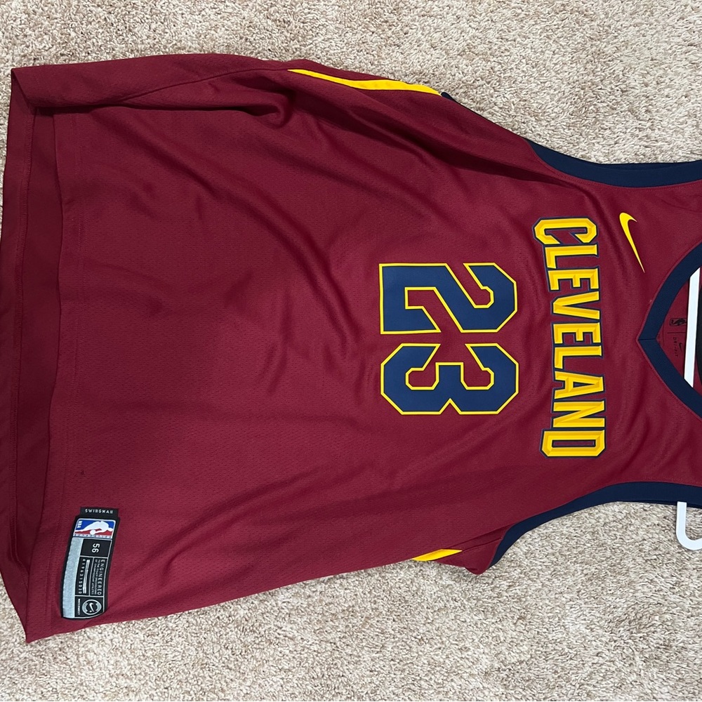 Lebron James Cleveland jersey